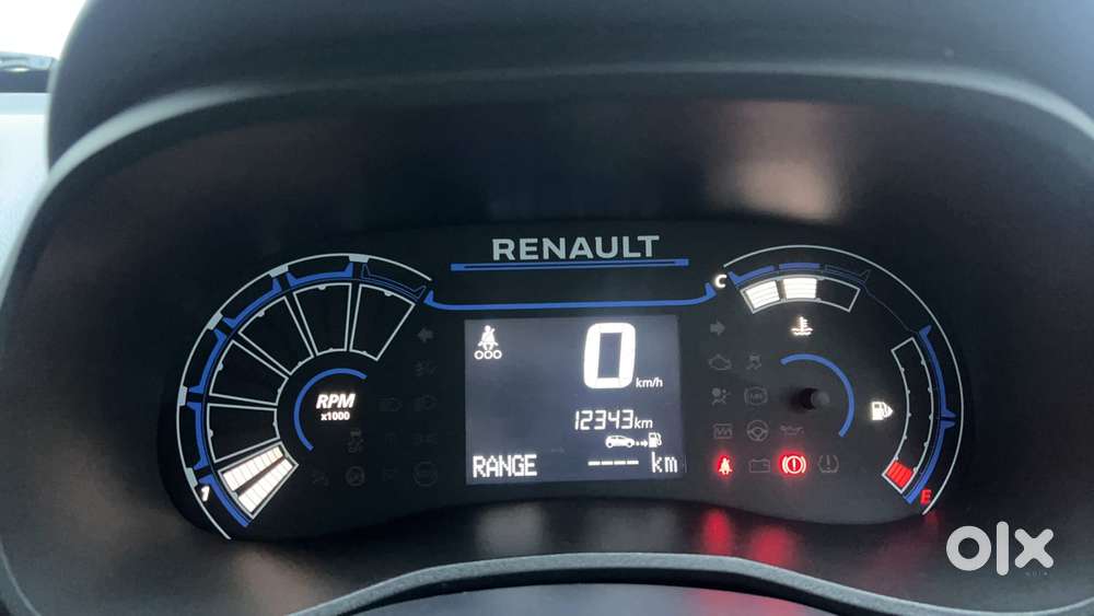 Renault Kwid 1.0 Climber (o) Dual Tone, 2024, Petrol