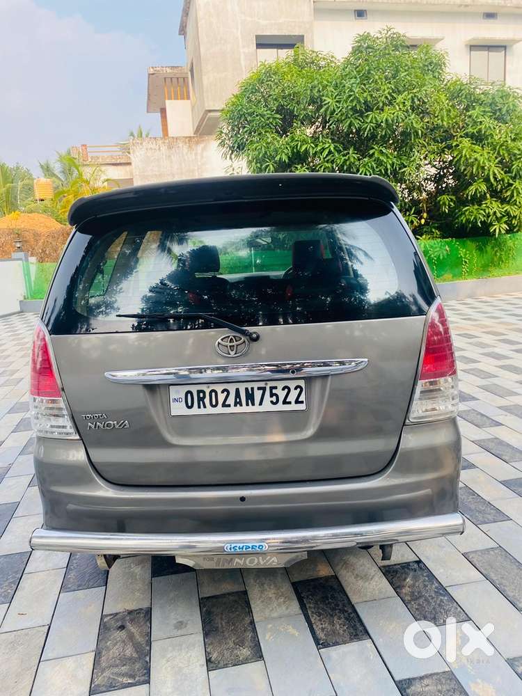 Toyota Innova Hybrid 2007 Year