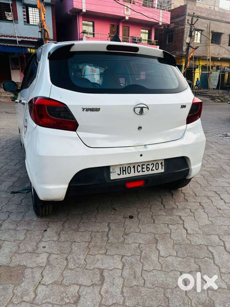 Tata Tiago Petrol 2016