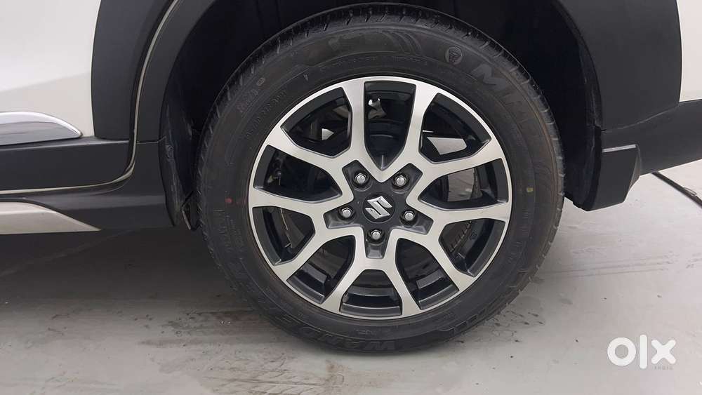 Maruti Suzuki Xl6 1.5 Alpha Mt, 2022, Petrol