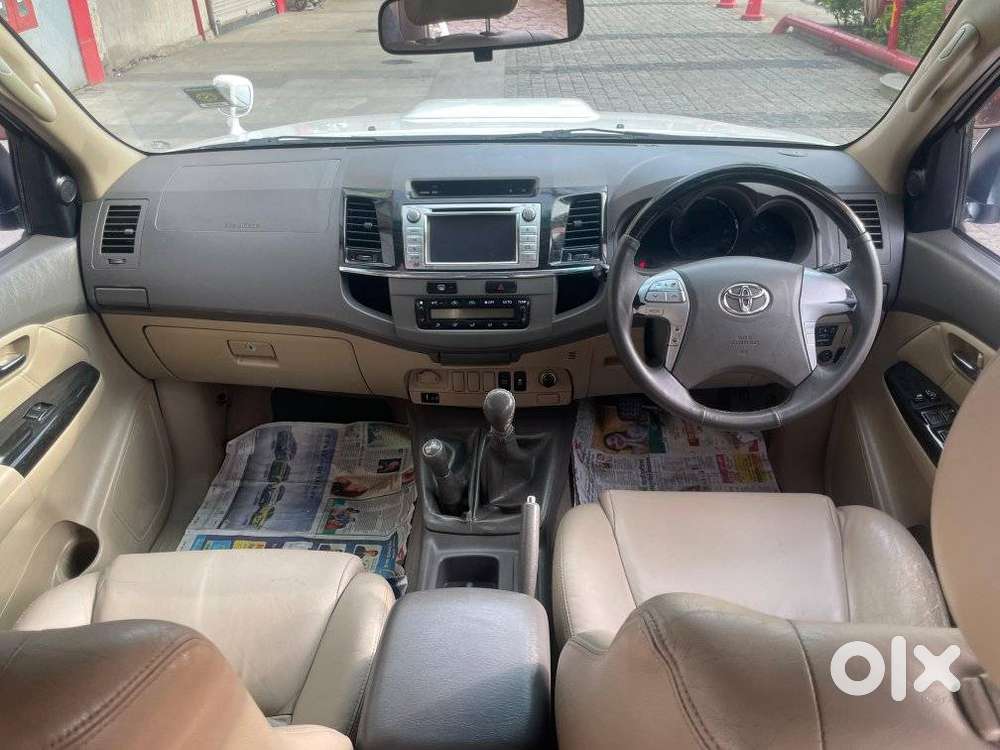 Toyota Fortuner 2011-2016 4x4 Mt, 2012, Diesel