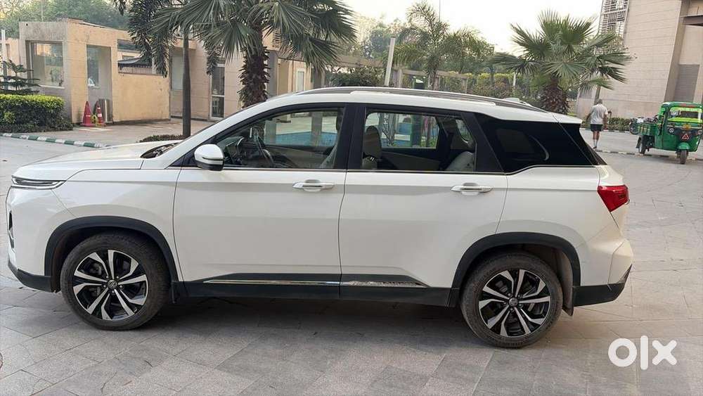 Mg Hector Sharp Pro Cvt In Excellent Condition