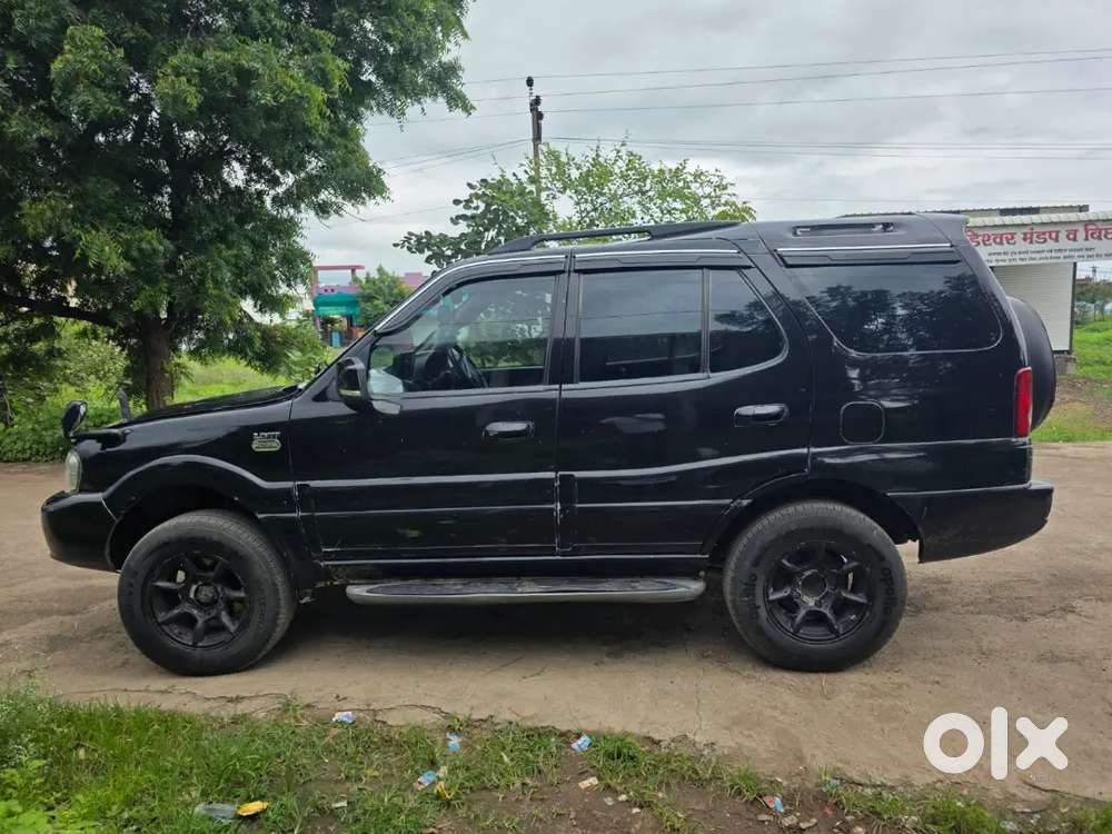 Tata Safari 2011 Diesel Manual 3rd Owner