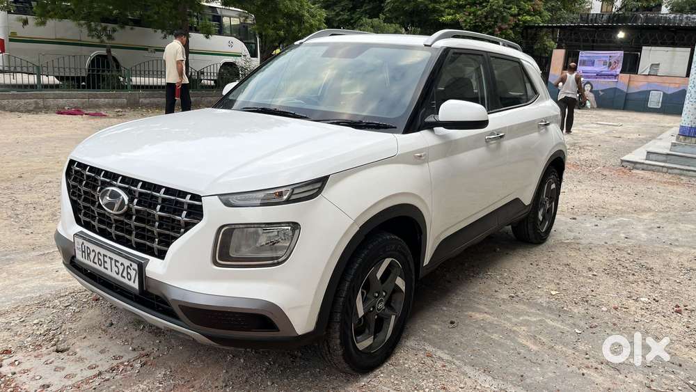 Hyundai Venue S Plus Mt 1.2 Kappa, 2022, Petrol