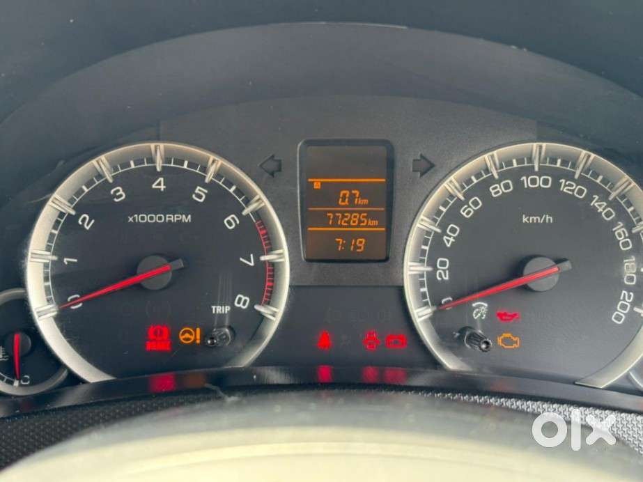 Maruti Suzuki Swift Vxi 1.2 Abs Bs-iv, 2017, Petrol