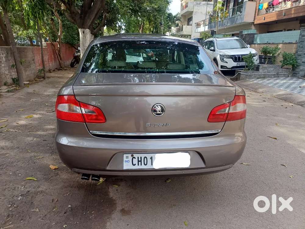 Skoda Superb
1st Onwer
Petrol
2011 Model 2031 Tak Pas
Totally Original