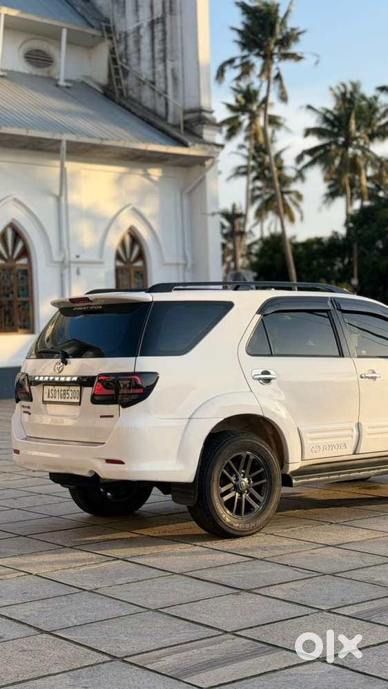 Toyota Fortuner 4x4 Automatic 2015