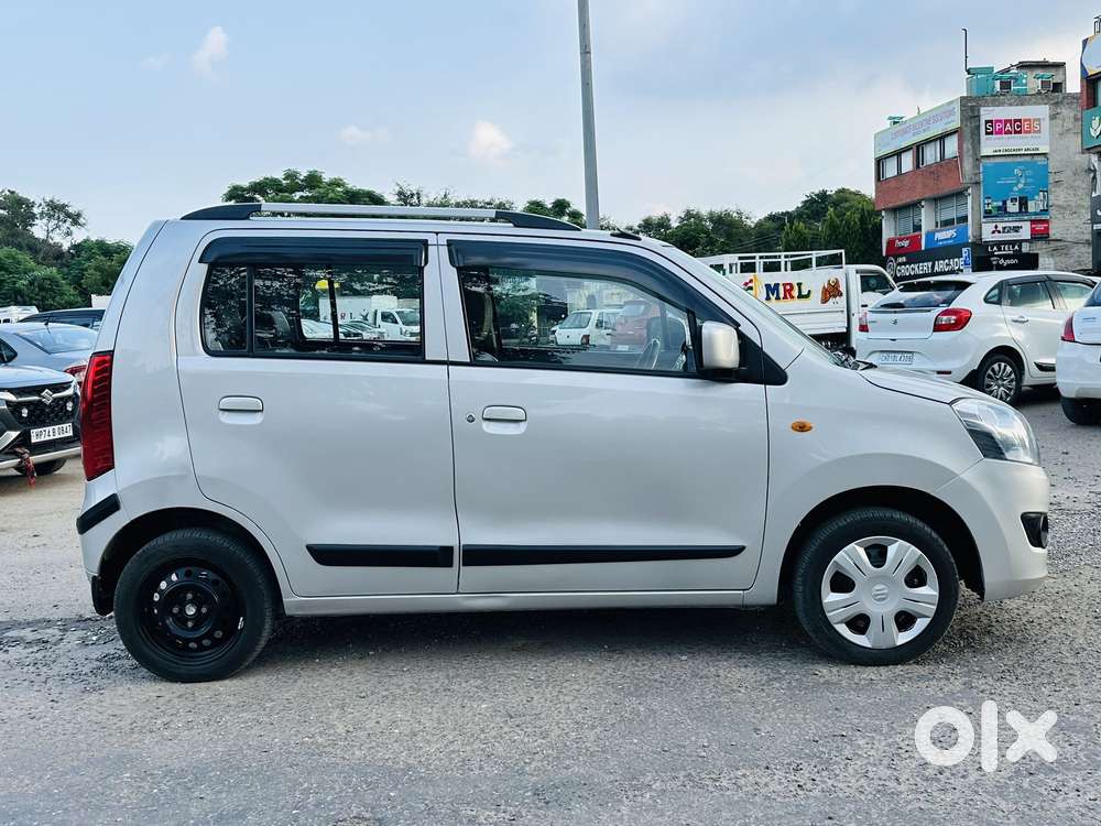 Maruti Suzuki Wagon R Vxi Amt, 2017, Petrol