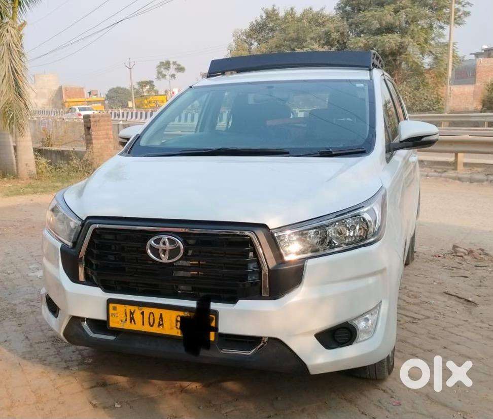 Toyota Innova Crysta 2016 Diesel Well Maintained