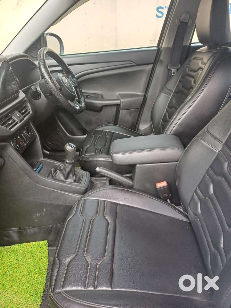 Maruti Suzuki Brezza 1.5 Lxi Smart Hybrid, 2024, Petrol