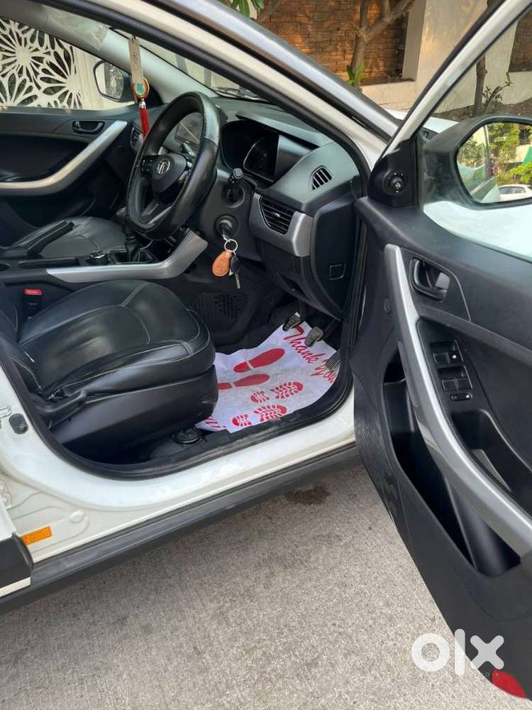 Tata Nexon 1.2 Revotron Xm (s), 2021, Petrol