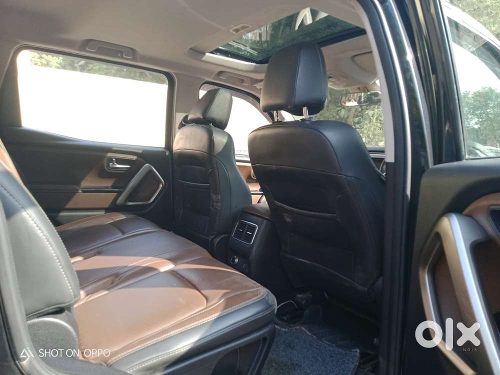 Mahindra Scorpio-n 2.0 Z8 Petrol Mt 7 Str, 2023, Petrol