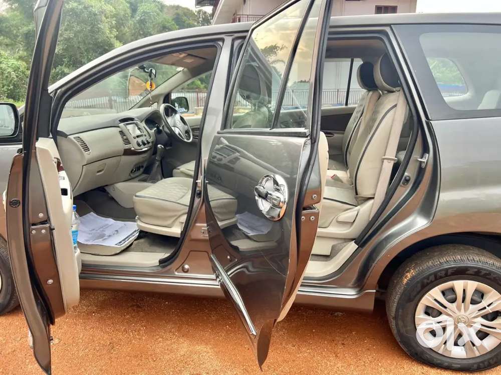 Toyota Innova 7 Seater 2015 Diesel Good Condition