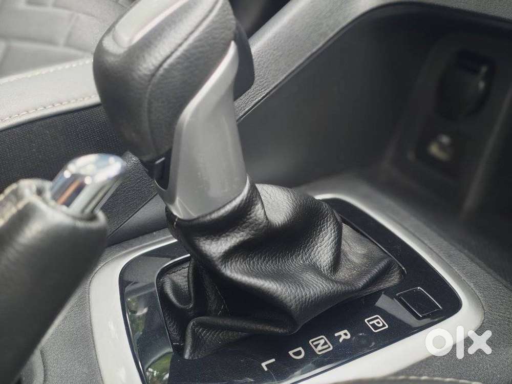 Nissan Magnite 1.0 Xv Turbo Cvt, 2022, Petrol