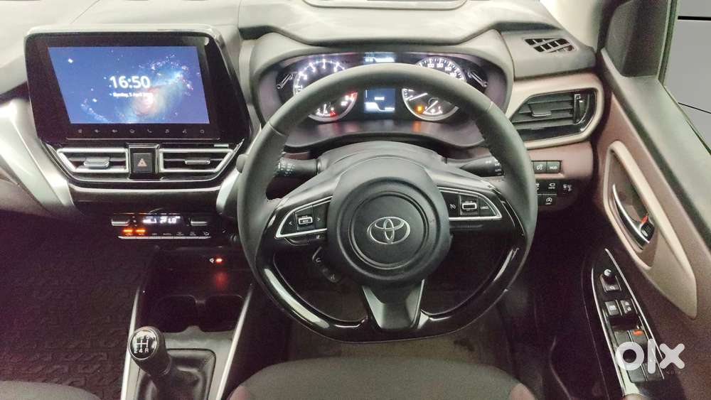 Toyota Urban Cruiser Taisor V 1.0 Petrol Mt, 2025, Petrol