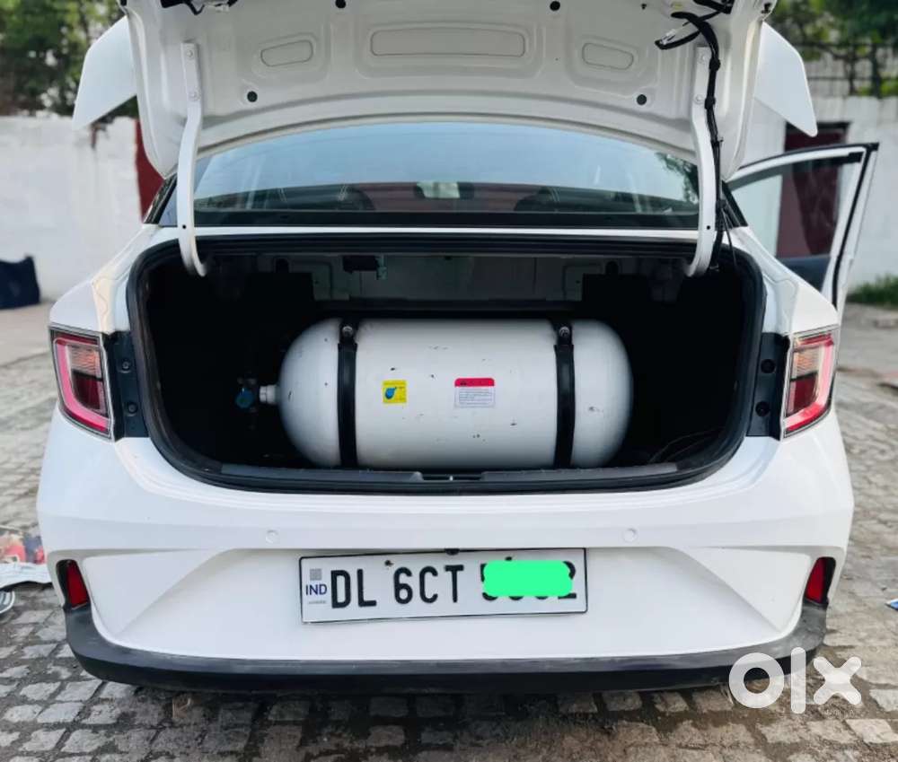 Hyundai Aura 1.2 Sx Cng, 2024, Cng & Hybrids