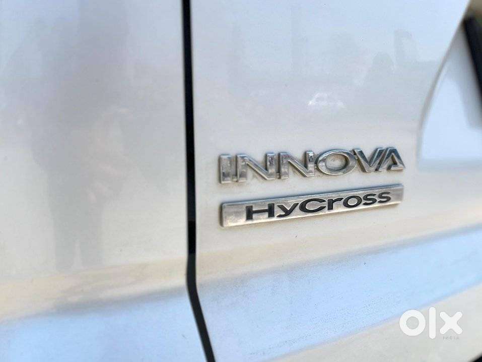 Toyota Innova Hycross 2.0 Vx Hybrid 7 Str, 2023, Petrol