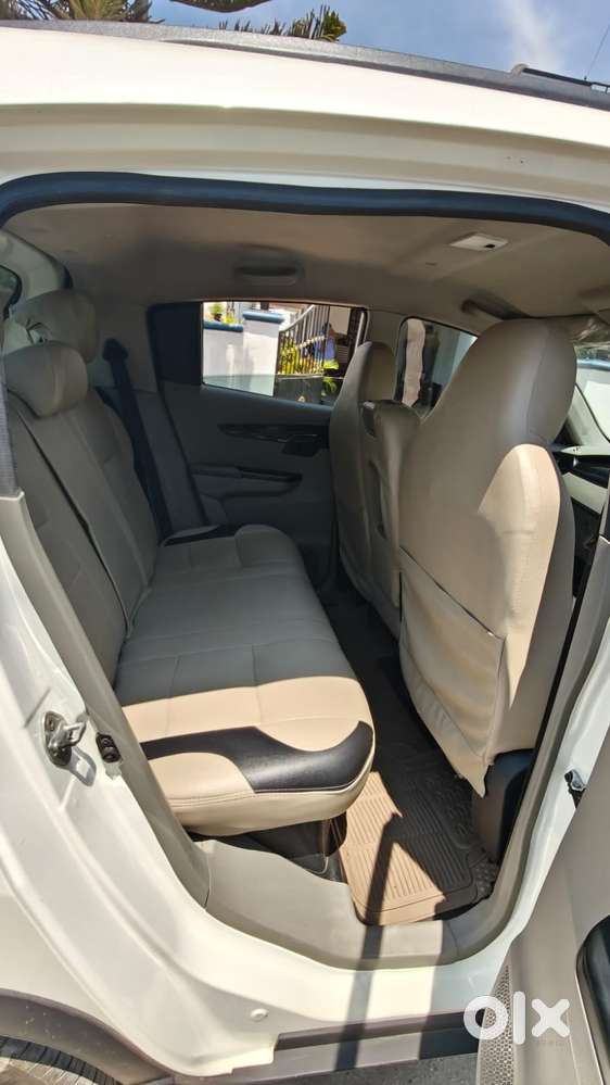 Mahindra Kuv 100 2016-2017 Mfalcon G80 K8, 2017, Petrol