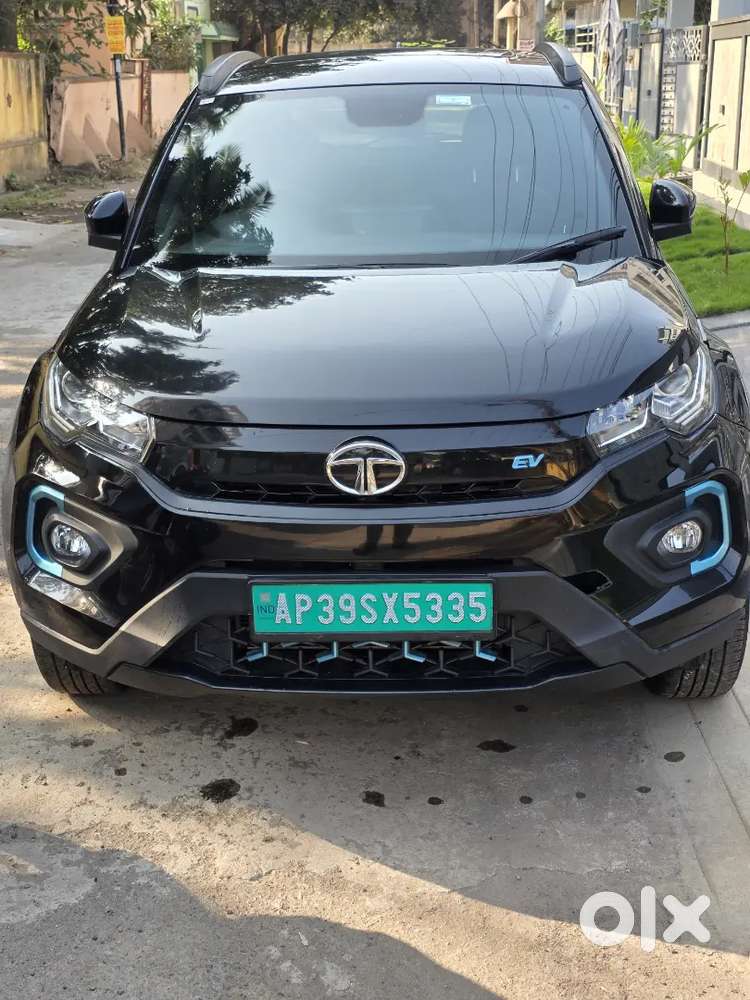 Tata Nexon  Ev Dark Edition 7.2 K. Wats