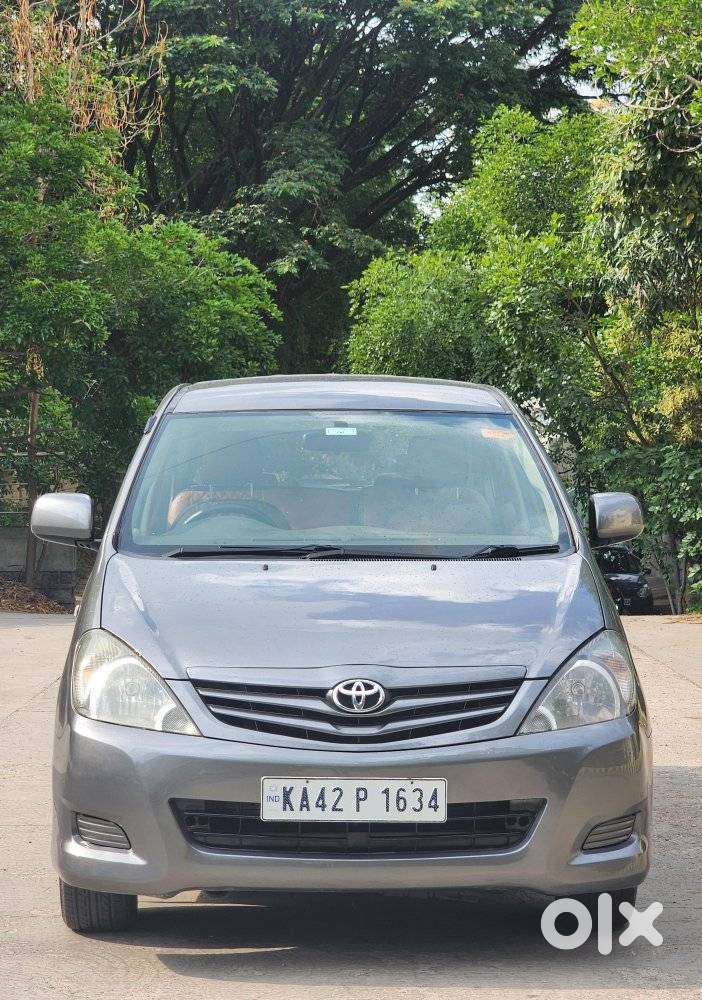 Toyota Innova 2.5 G (diesel) 7 Seater, 2010, Diesel