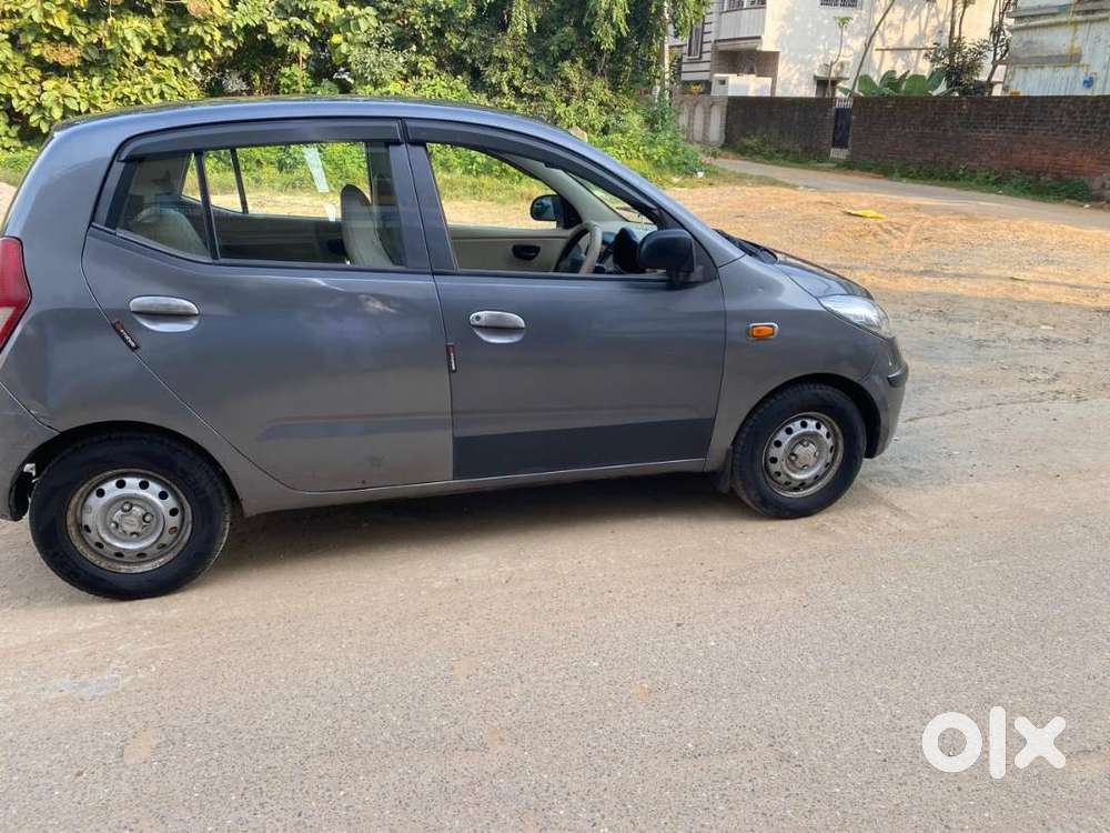 Hyundai Aura 2008 Car
