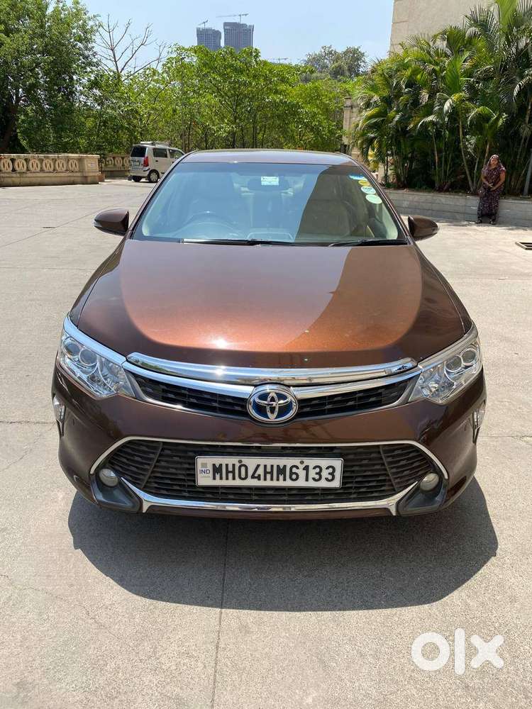 2016 Toyota Camry Hybrid  1st Owner  58k Km  Full Service History