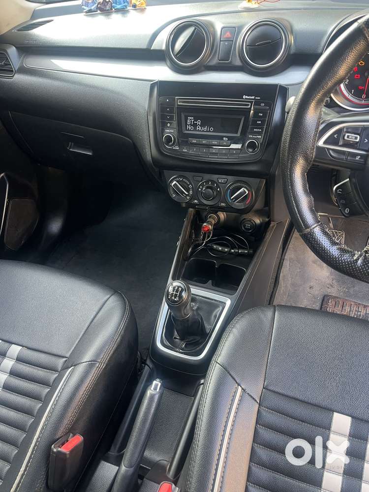 Maruti Suzuki Swift Vxi 1.2 Abs Bs-iv, 2018, Petrol