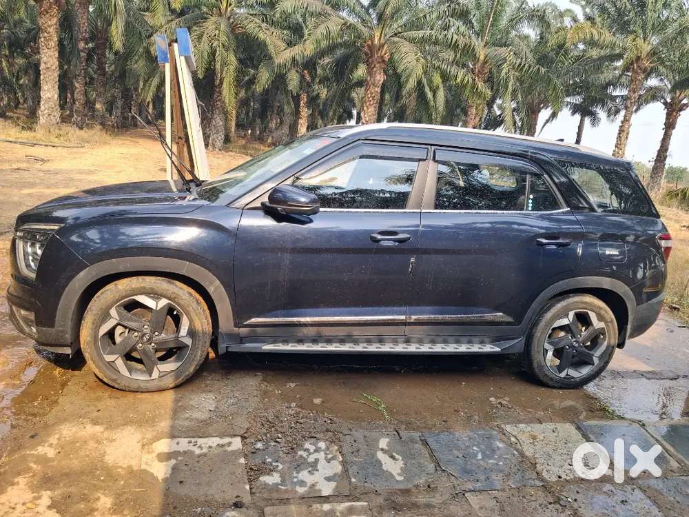 Hyundai Alcazar 2023 Diesel 35700 Km Driven