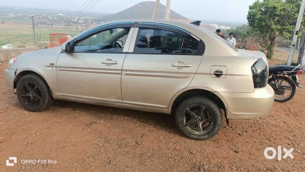 Hyundai Verna 2009 Diesel 150000 Km Driven
