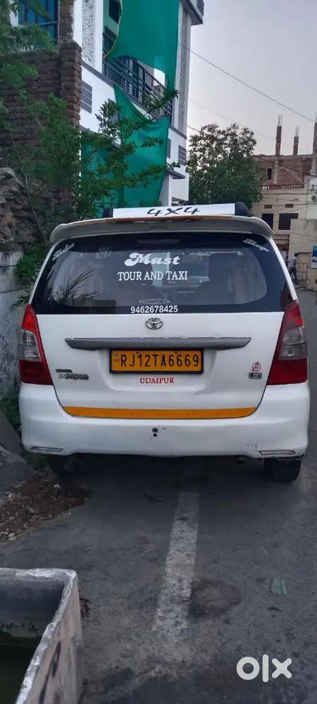 Toyota Innova 2013