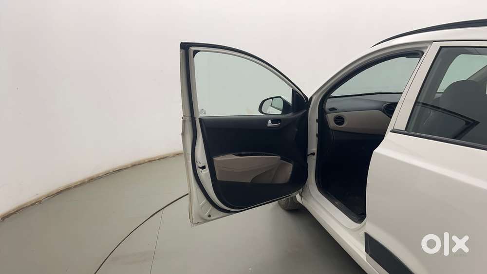 Hyundai Grand I10 1.2 Kappa Sportz Option At, 2017, Petrol