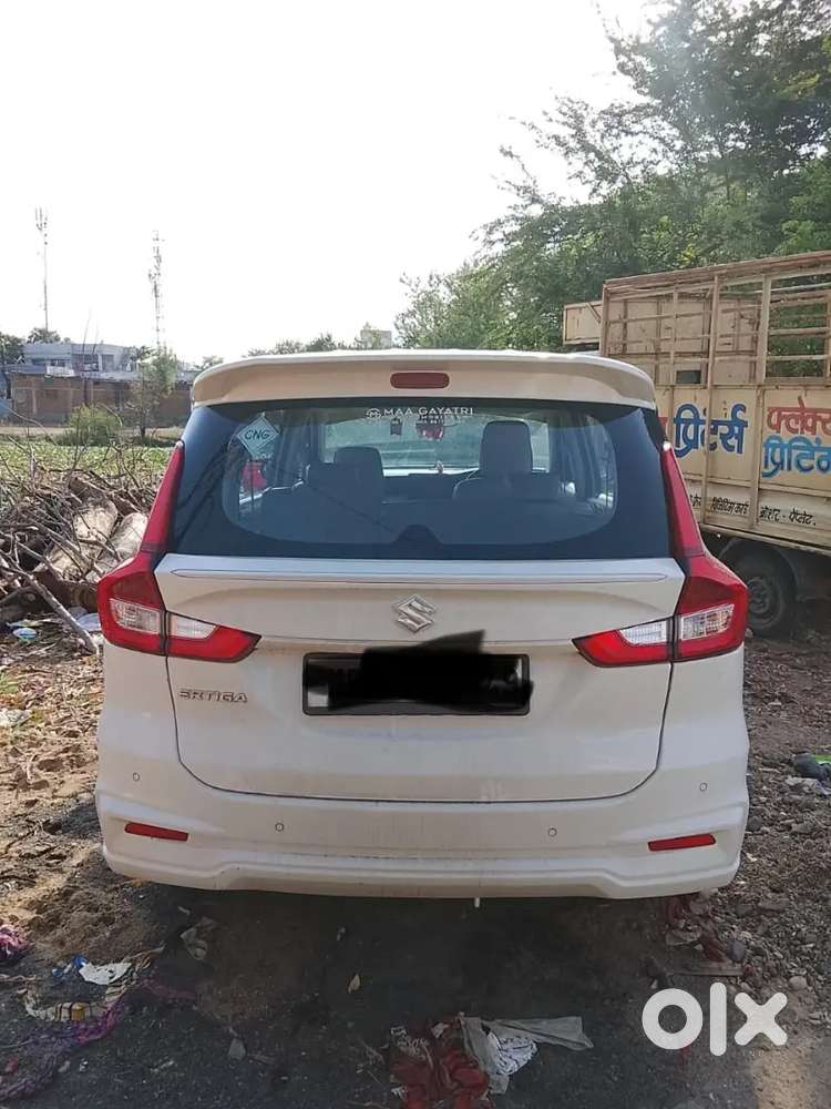 Fine Condition Ertiga Cng  Urgent Cell Karna Hai