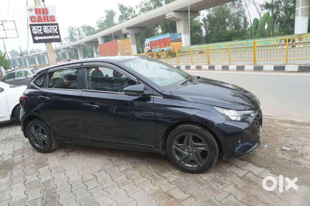 Hyundai I20 Sportz 1.2 Mt, 2023, Petrol