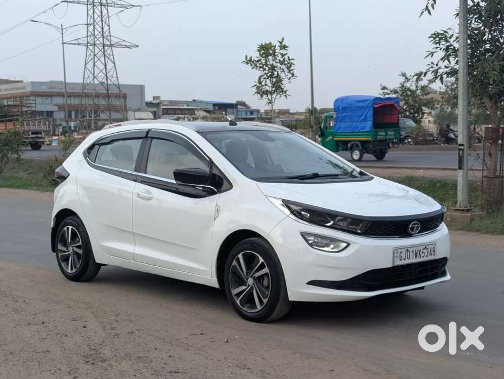 Tata Altroz Xz, 2023, Petrol