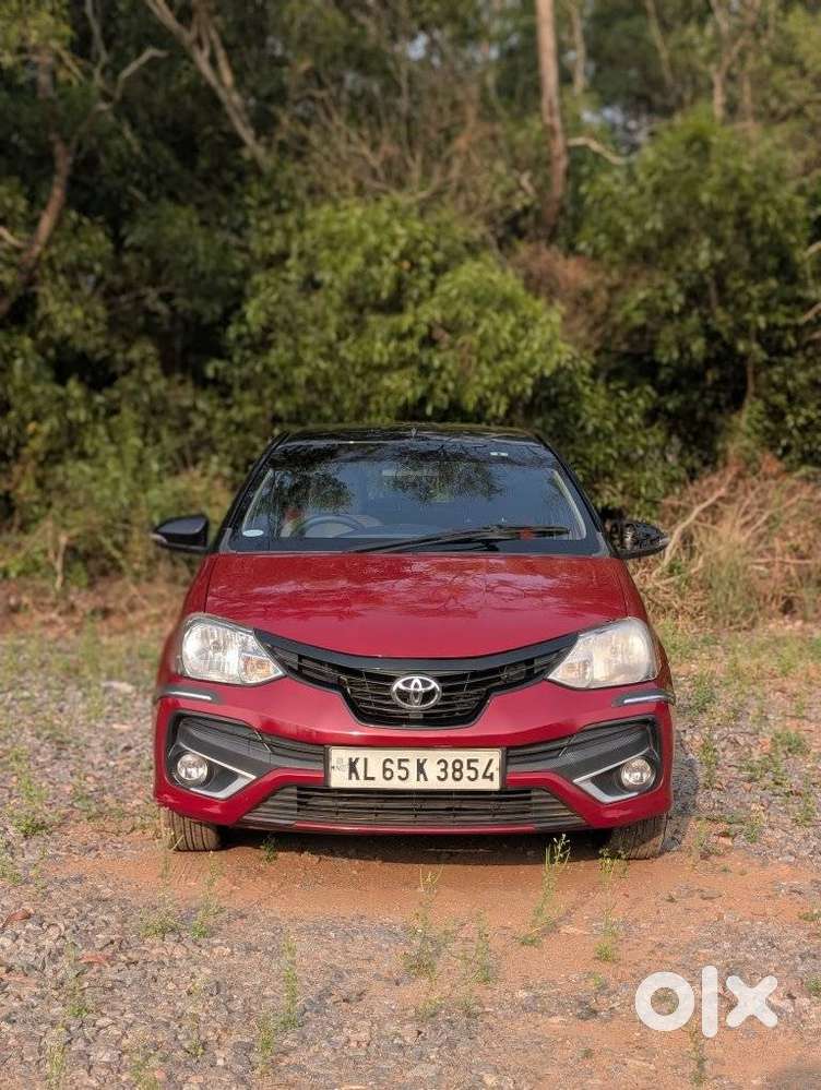 Toyota Etios Liva 1.2 V, 2017, Petrol