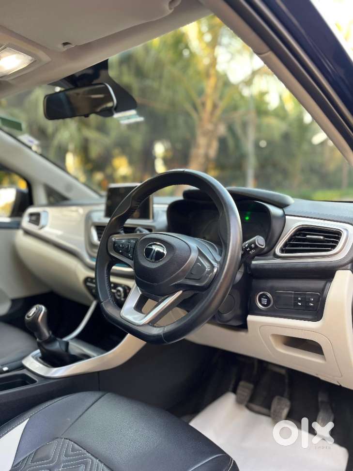 Tata Altroz Xz Plus (s) Icng, 2024, Petrol