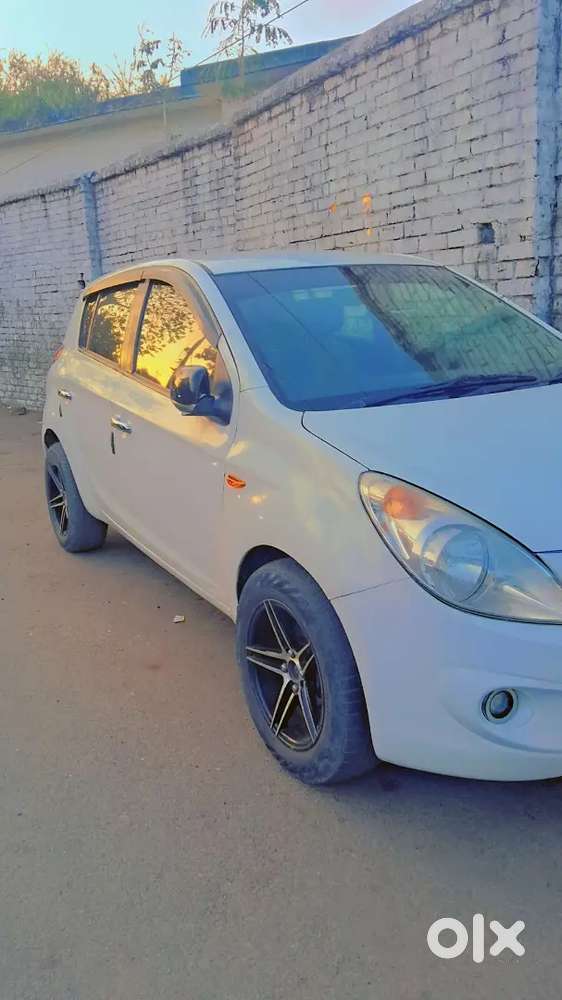 I 20 Asta 2010 Model