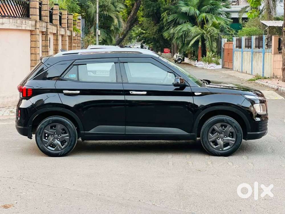 Hyundai Venue S 1.2 Petrol, 2023, Cng & Hybrids