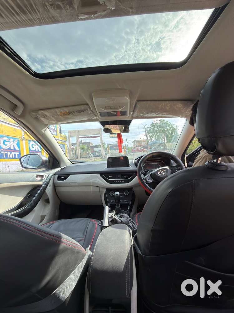 Tata Nexon 1.2 Revotron Xt, 2021, Petrol