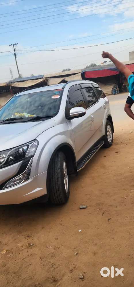 Mahindra Xuv500 2018 Diesel 90000 Km Driven