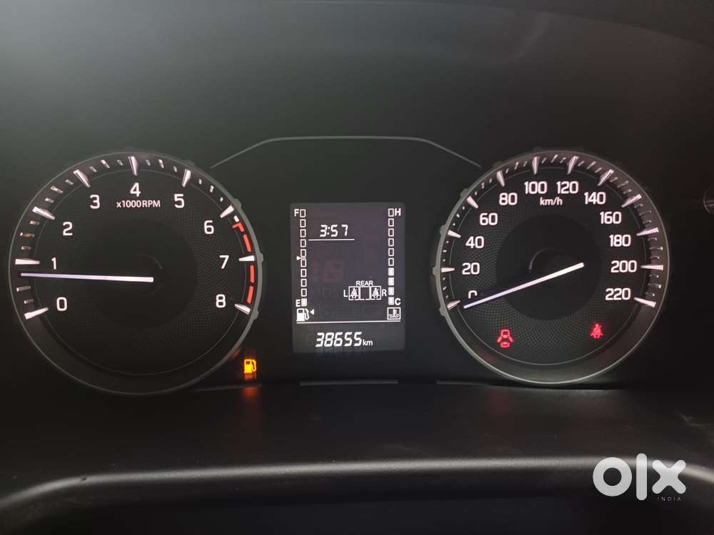Maruti Suzuki Brezza 1.5 Lxi Smart Hybrid, 2024, Petrol