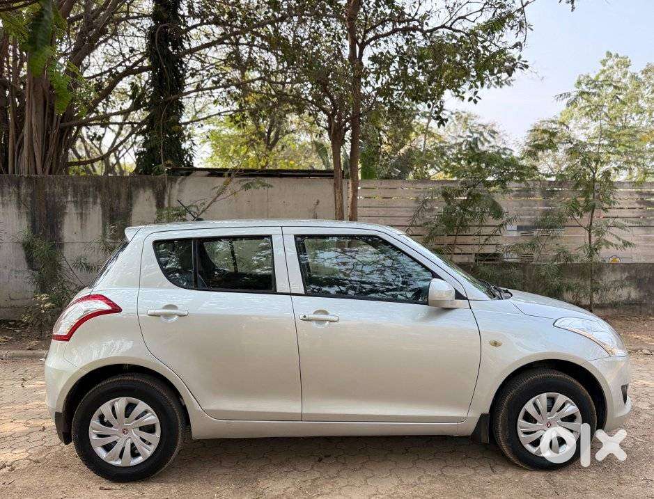 Maruti Suzuki Swift Lxi Optional-o, 2012, Petrol