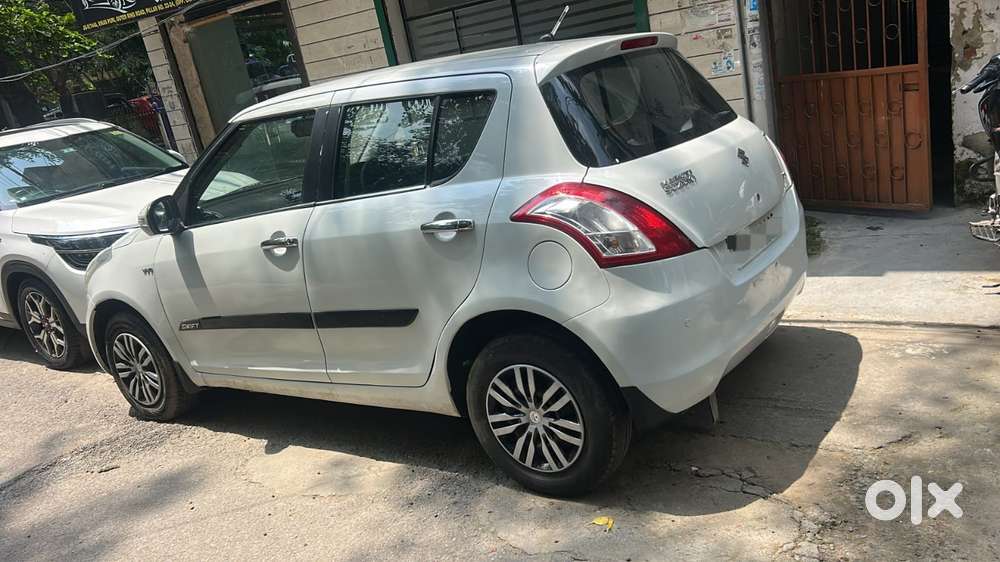 Maruti Suzuki Swift Lxi Optional-o, 2012, Petrol
