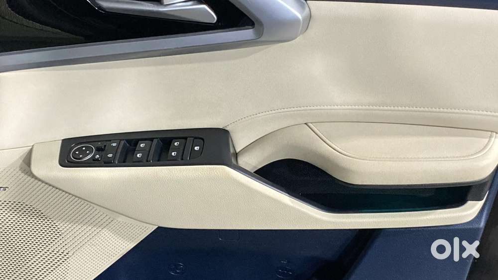 Kia Carens 1.4 Luxury Plus Dct 7 Str, 2022, Petrol