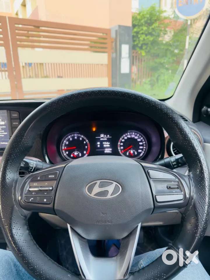 Hyundai Aura 1.2 Sx Cng, 2023, Cng & Hybrids