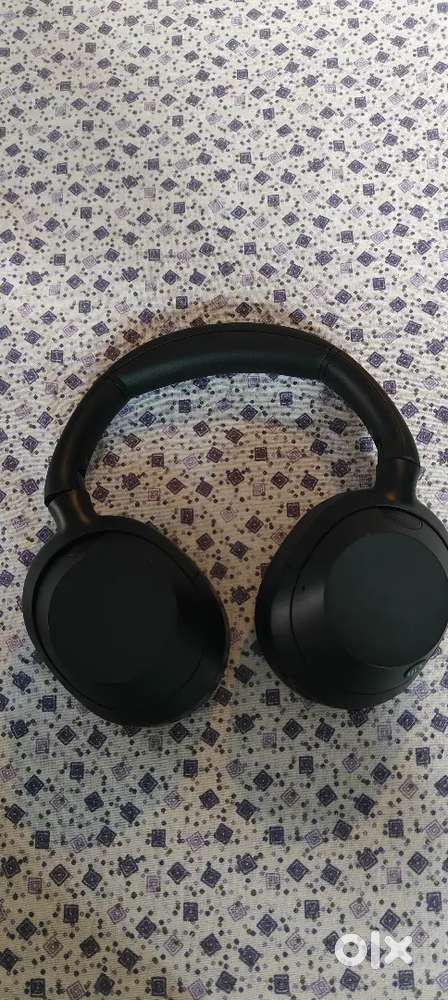 Sony ULT Wear WH-ULT900N Noise Cancellation Wireless Bluetooth headset