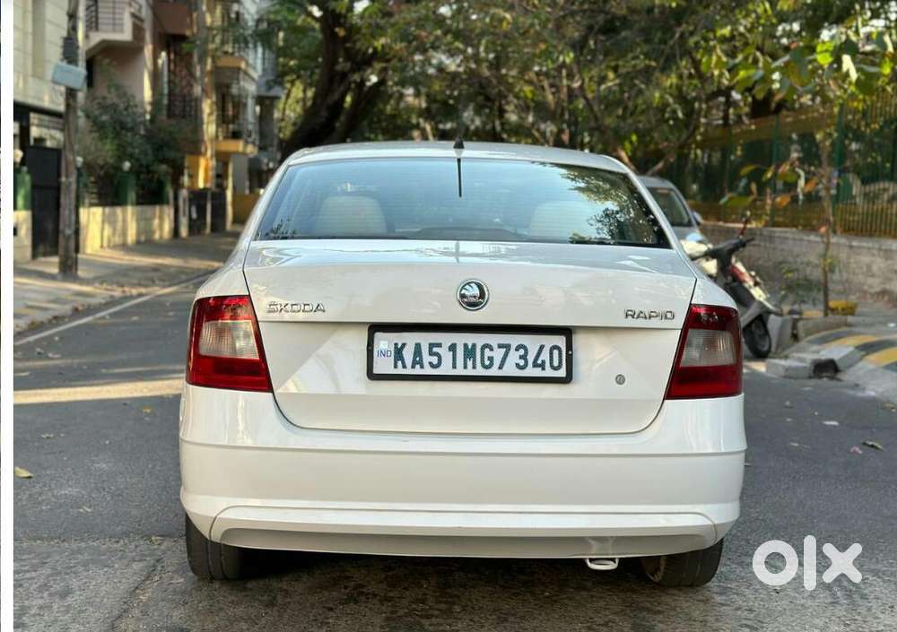 Skoda Rapid Diesel Manual 2015 Model