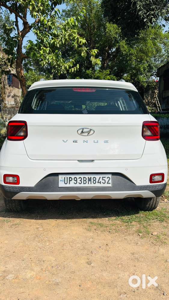 Hyundai Venue Petrol 2021