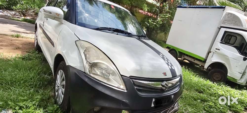 Maruti Suzuki Swift Dzire 2015 Diesel Well Maintained Showroom Track