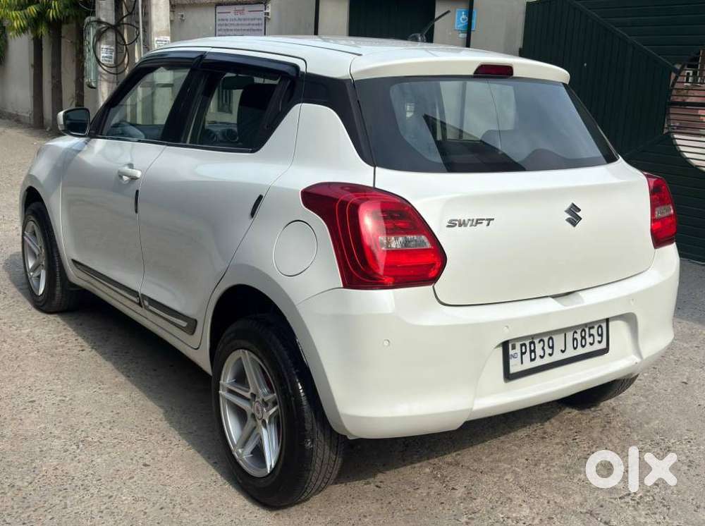 Maruti Suzuki Swift, 2021, Petrol